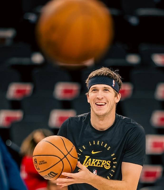 凭借在有限, 里夫斯逐渐