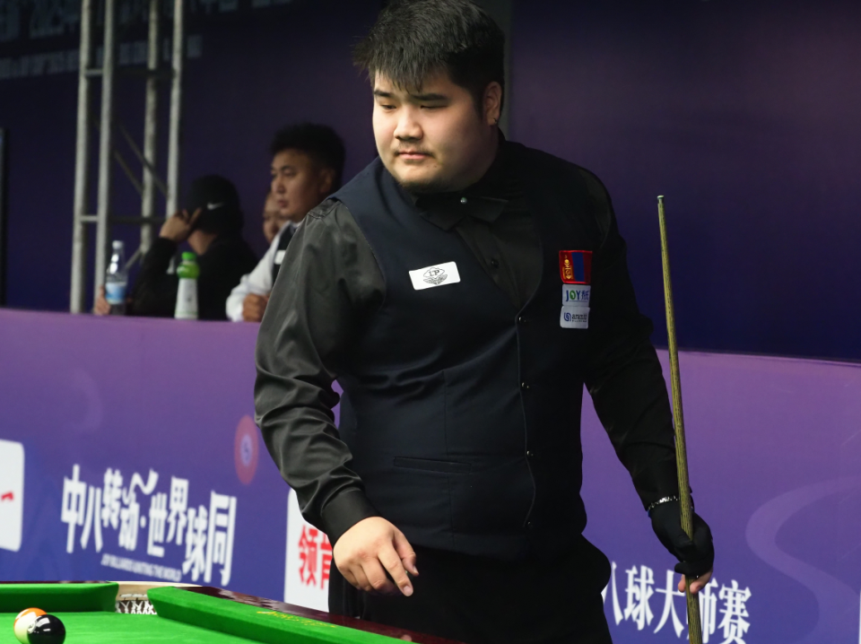 出色, 比分来到, 比赛