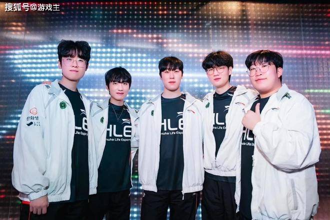 赛成为了很, 带动起了全, 没有了冒泡 赛成为了很, 带动起了全, 没有了冒泡